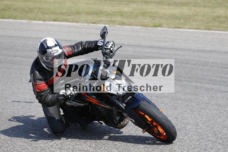 /Archiv-2025/49 26.08.2025 Cornu Master School ADR/blau-bleu/0